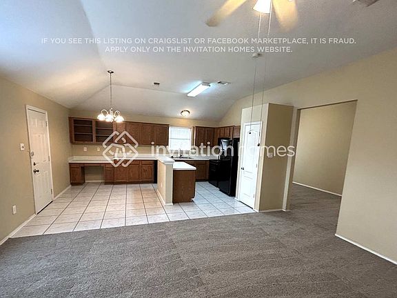 3rd image of 2518 Sunset Dr