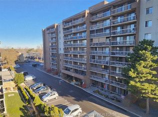 3900 Wyandotte St E #519, Windsor, ON N8Y 1G6