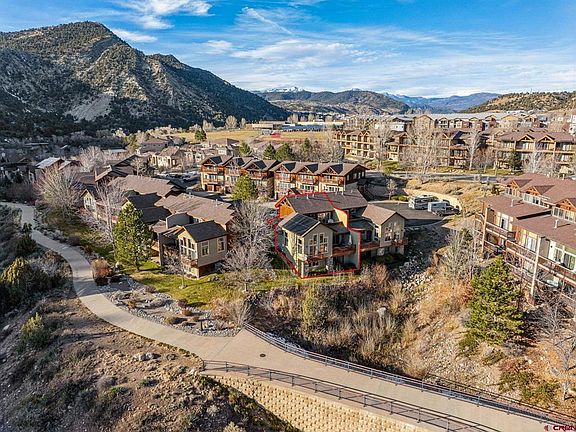 4th image of 116 River Oaks Court