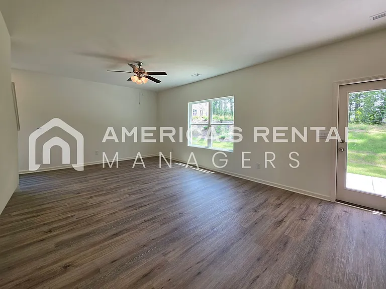 605 Acorn Ct — Photo 19