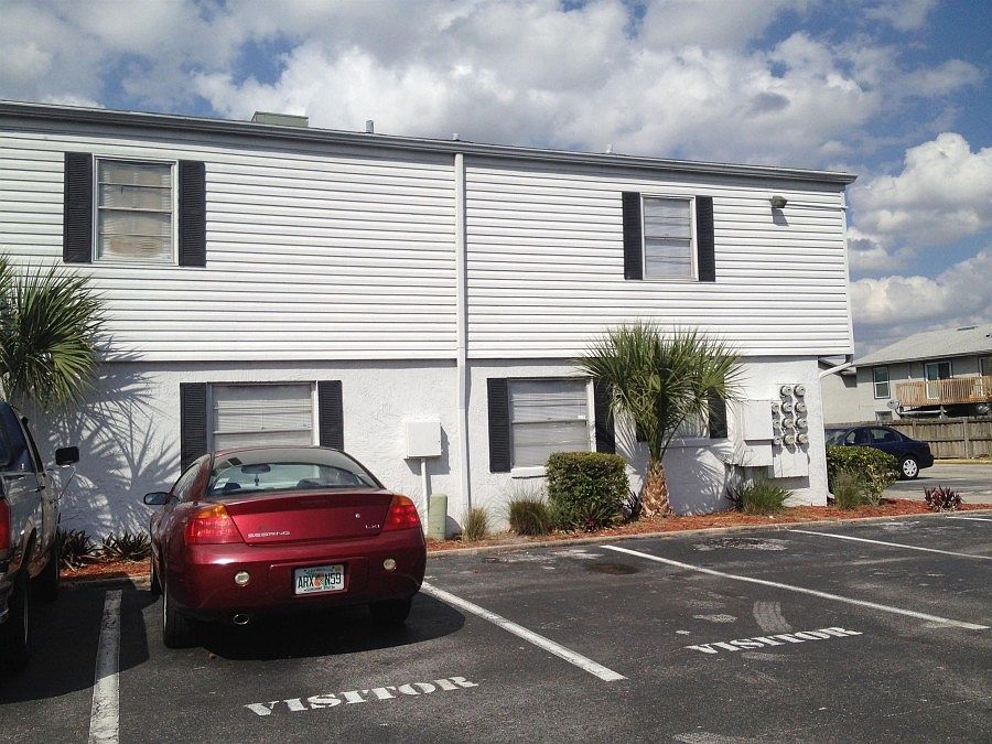 1st image of 1808 Amberly Ave