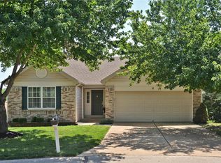 2 Hickory Valley Ct, Ballwin, MO