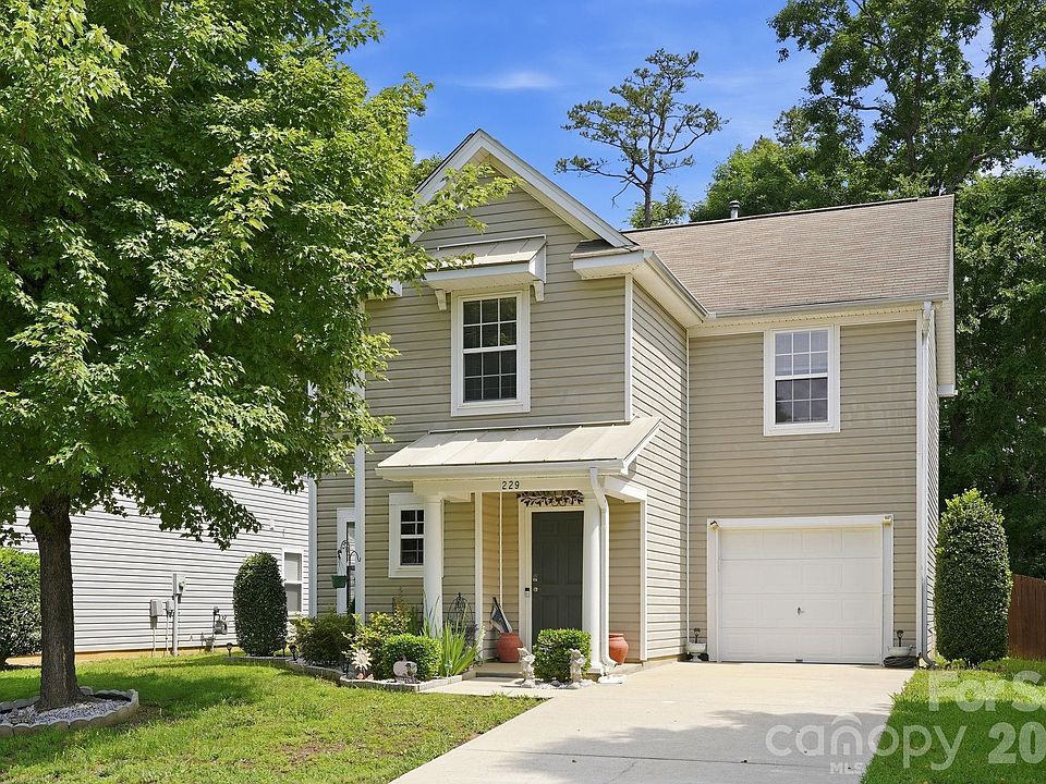 1st image of 229 Waterlemon Way