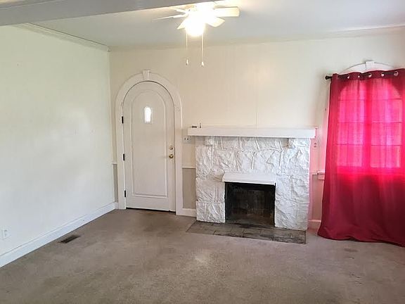 5th image of 204 W Kingwood Dr