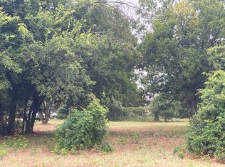 267 Ben Milam Rd, Cameron, TX 76520