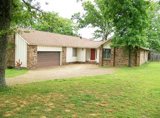 3101 Juniper Dr, Batesville, AR 72501
