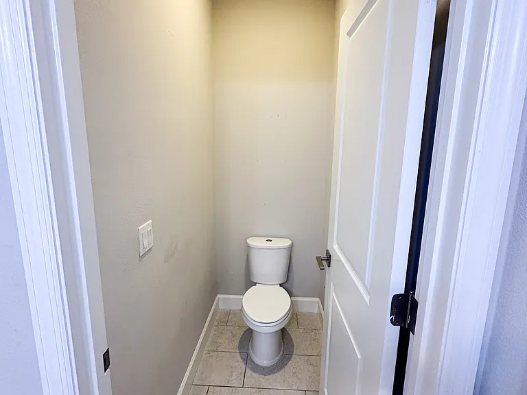 534 Lake Wildmere Cv — Photo 29