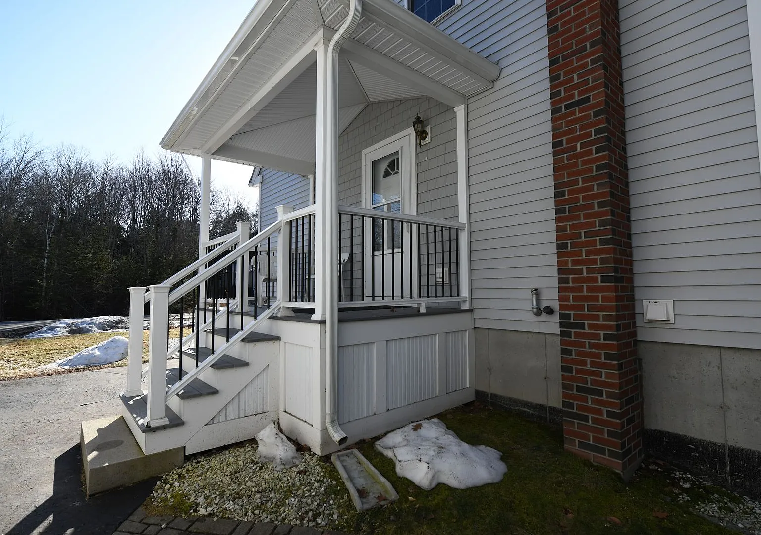 15 Sabatus Ln — Photo 4