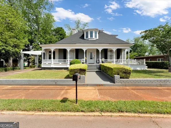 207 E Thompson St, Thomaston, GA 30286