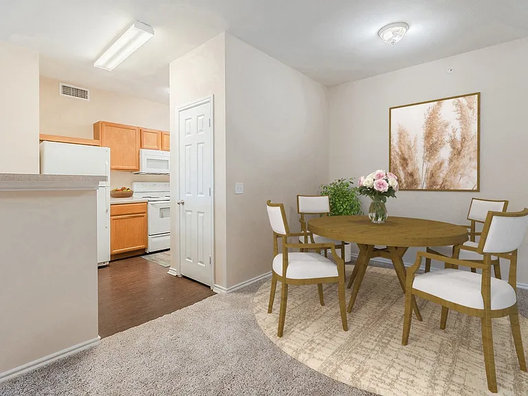 Rosemont at Mayfield Villas — Photo 8