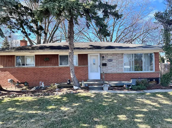 28333 Suburban Dr, Warren, MI 48088