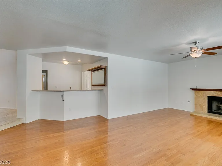 8224 Tivoli Cove Dr — Photo 17