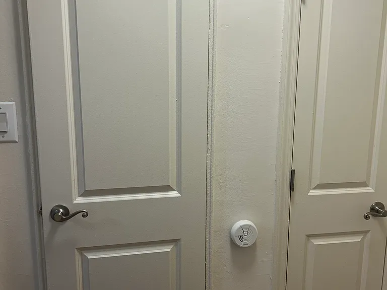 33 Stratford Ave #1A — Photo 7