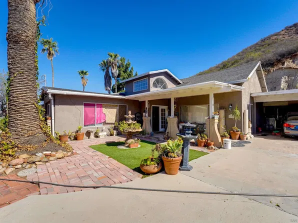 8109 Mesa Rd, Santee, CA 92071