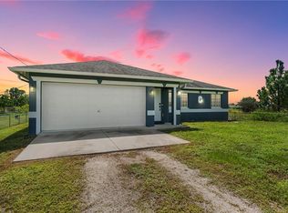 2424 43rd Ave NE, Naples, FL 34120