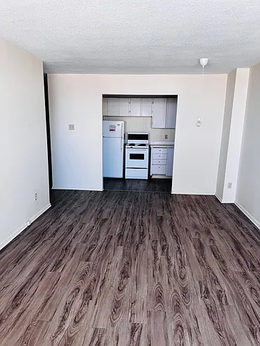 52 Bayswater Ave Photo 1