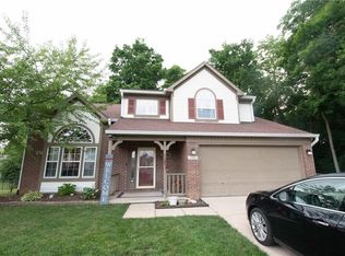 330 Grove Ct, Greenwood, IN
