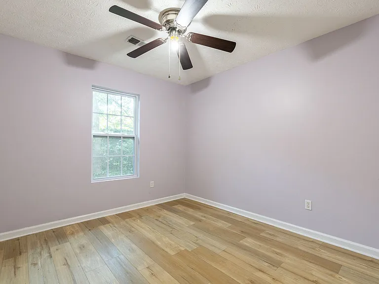 2977 Pearl St — Photo 16