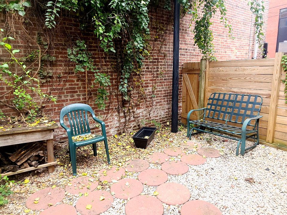 1st image of 923 N 28th St #1
