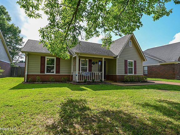 2nd image of 5891 Kentwood Dr