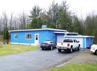 4378 New London Vienna Rd, Blossvale, NY 13308