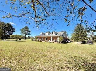 64 Lawton Crosby Rd, Hazlehurst, GA 31539