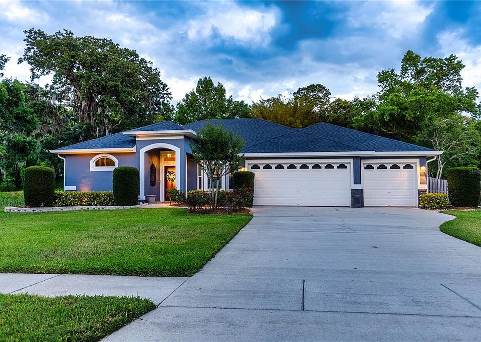 1st image of 9917 Country Carriage Cir