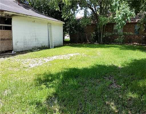 2nd image of 1907 Ingalls Ave