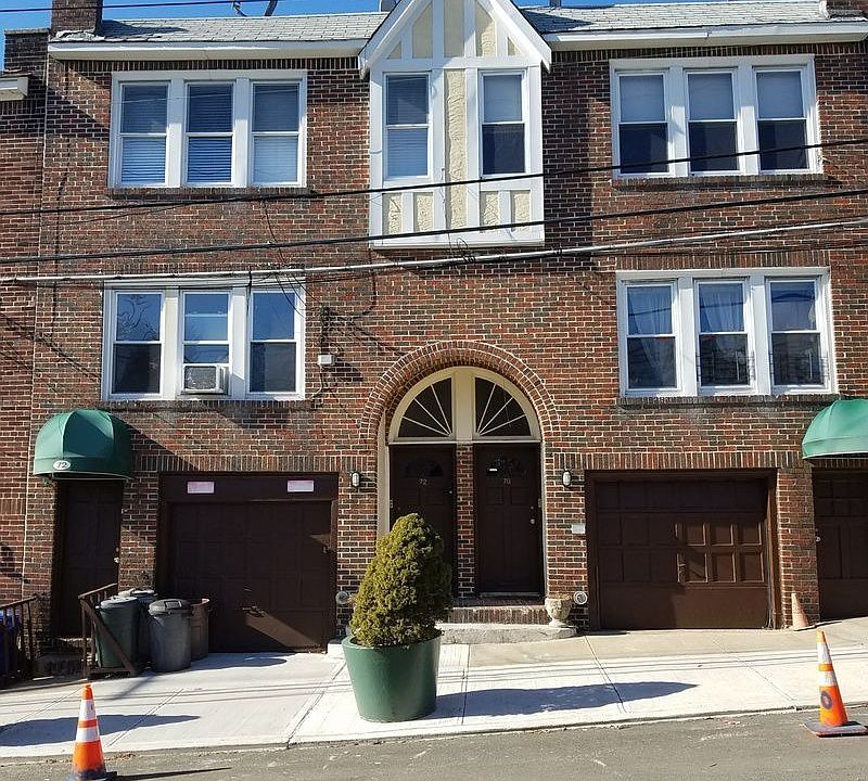 1st image of 72 St Pauls Ave #2