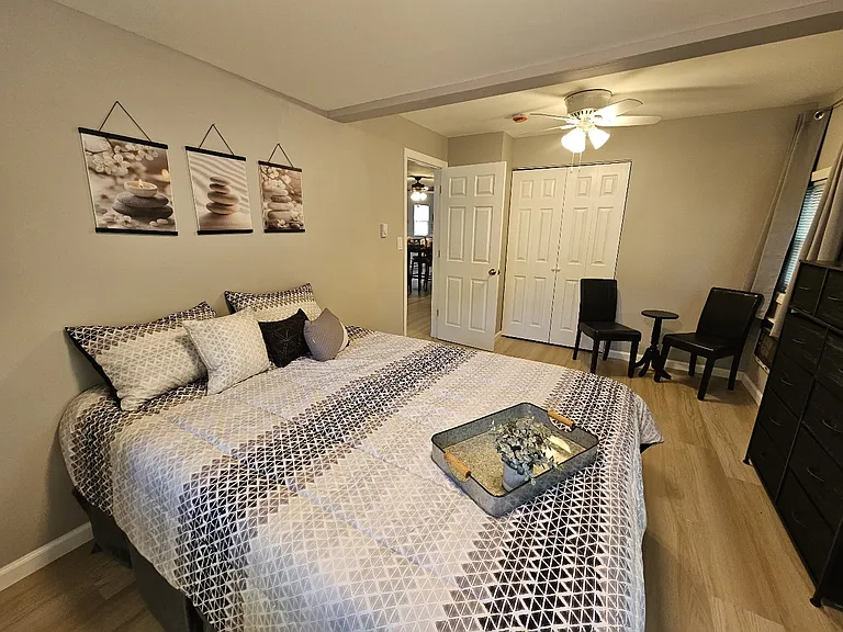 129 Westbury Dr — Photo 13