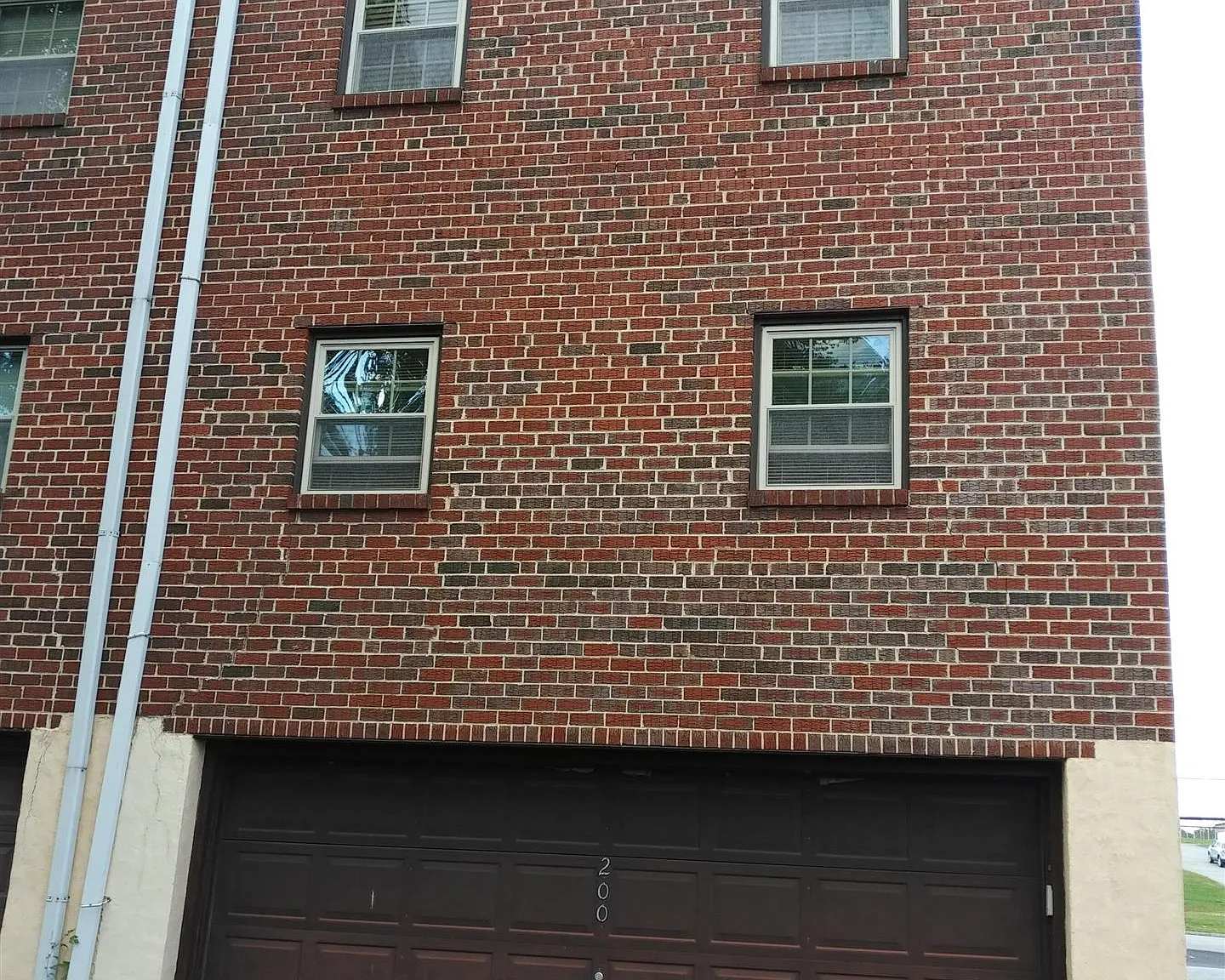 2 bed, 750 sqft, $1,500 — Photo 3