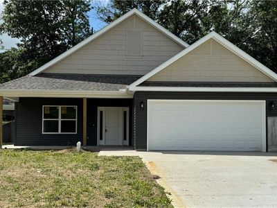 974 E Market St, Warrensburg, MO, 64093