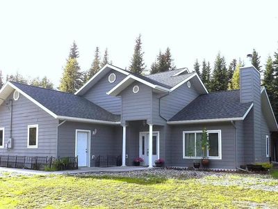 2477 Mission Rd, North Pole, AK, 99705