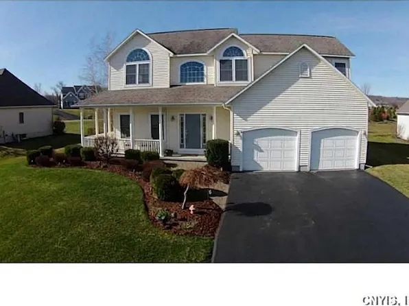 4325 Kelsey Dr, Syracuse, NY 13215