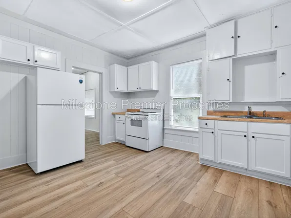 514 E Day St, Denison, TX 75021
