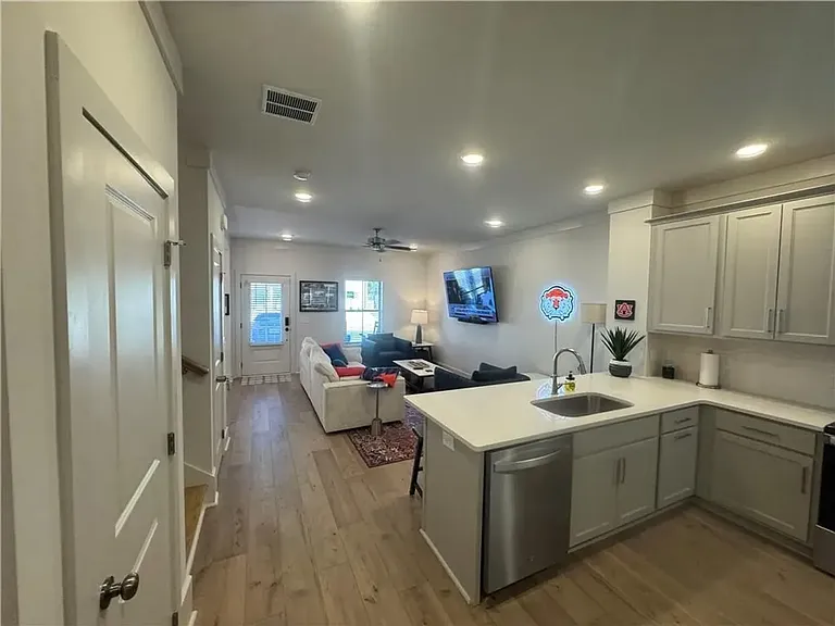 1276 Tigers Tail Trl — Photo 5