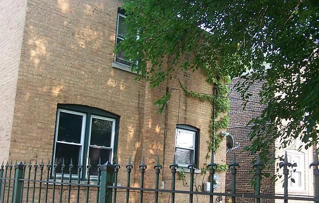 2nd image of 9000 S Blackstone Ave