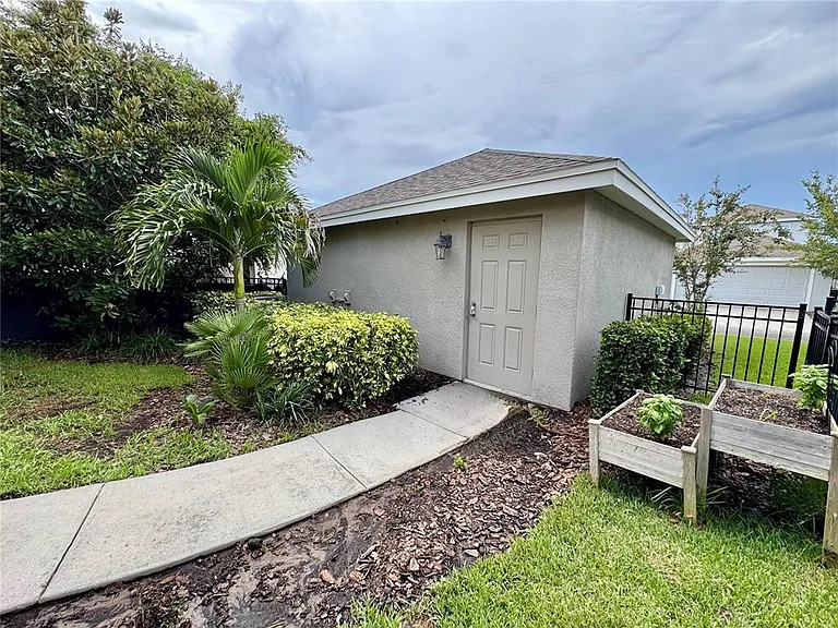 7208 Milestone Dr — Photo 21
