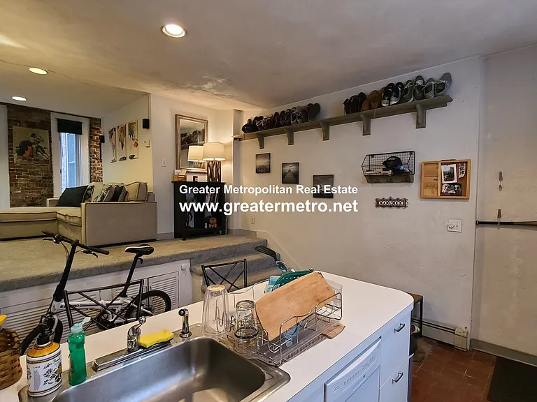 207 Salem St #1A — Photo 6