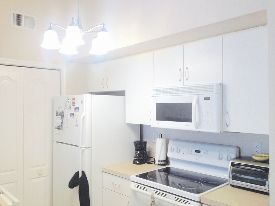 1st image of 4102 Central Sarasota Pkwy APT 927