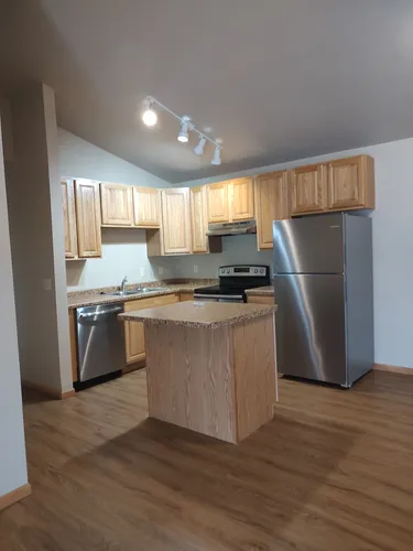 Velp Avenue Apartments Photo 1