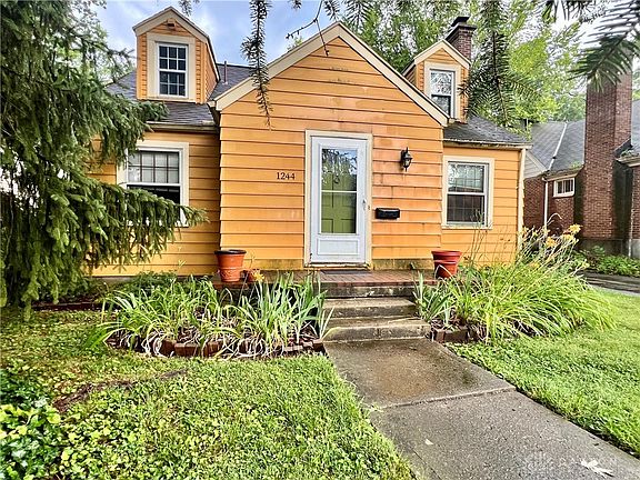 4th image of 1244 Ashland Ave