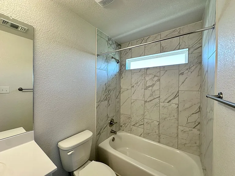 222B Dolphin Dr — Photo 29