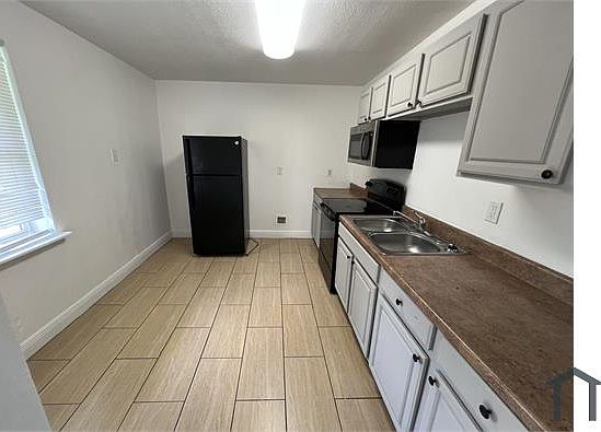 4th image of 2012 Bienville St APT 6