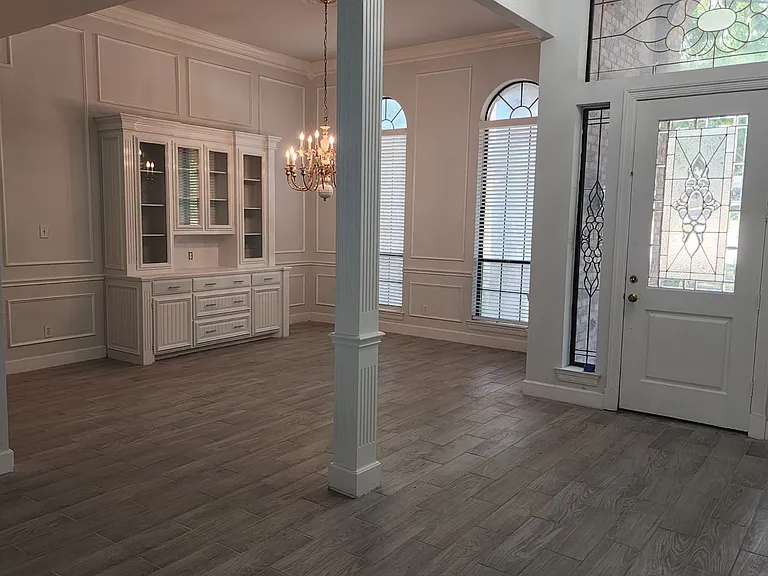 2318 Southbay Cir — Photo 4