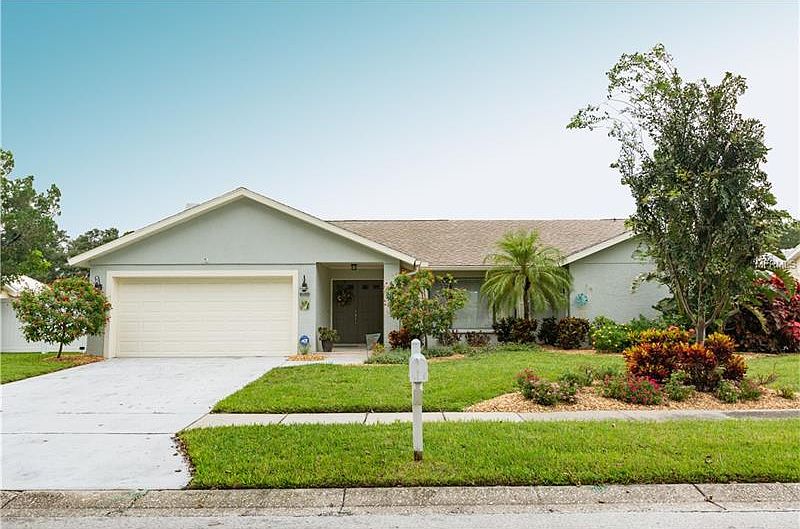 1st image of 2076 Glenbrook Dr
