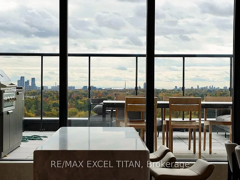 699 Sheppard Ave E #1115 — Photo 50
