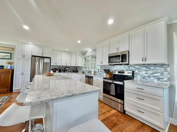 1973 New Hope Rd, Hertford, NC 27944