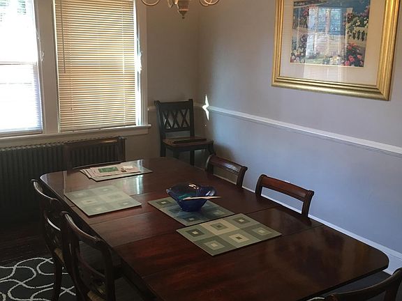 4th image of 2116 Kenwood Ave