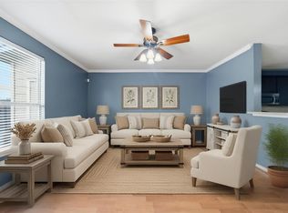 8030 Singing Sonnet Ln, Houston, TX 77072